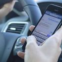  Uso del celular y falta de precaución al  conducir principales causas de accidentes