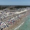  Abarrotan turistas playa Miramar, continuará operativo