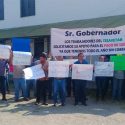  Protestan trabajadores del  CESAVETAM por falta de pago