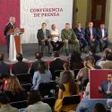  Presentan comisión para atender la migración en México