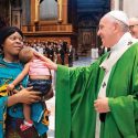 Papa Francisco repudia engaños a migrantes