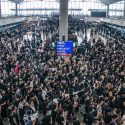  Hong Kong amanece con más de 300 vuelos cancelados