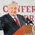  López Obrador pide a funcionarios sacar las manos de los partidos