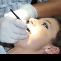  Mujer acude al dentista para tratamiento y muere desangrada