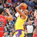  Lakers se impone tras quitarse un déficit de 19 puntos