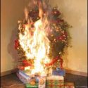  Llaman a prevenir incendios por uso de series de luces y adornos navideños