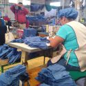  Maquiladora textil en El Mante activa confección de cubrebocas