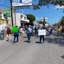  Bloquean obreros boulevard Adolfo López Mateos en Tampico