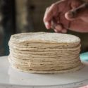  Kilo de tortilla sube a 23 pesos, comerciantes esperan otro incremento para fin de año.