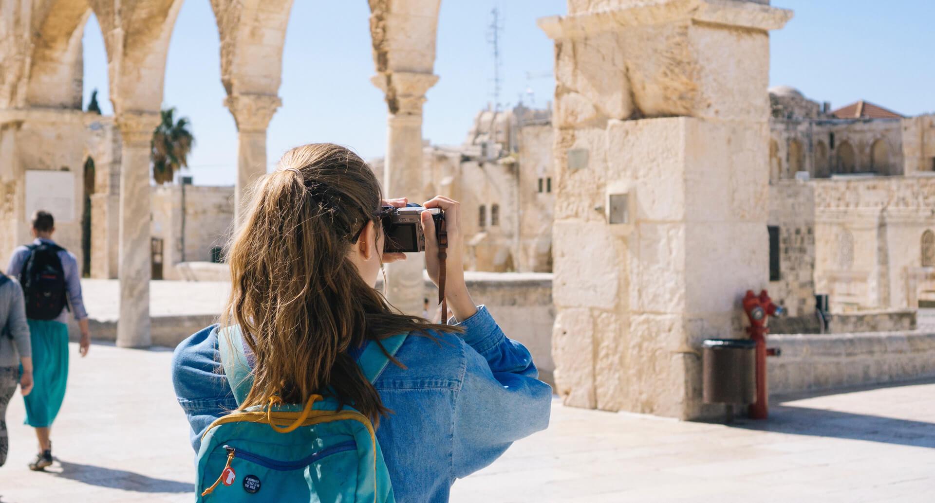  How to have fantas tic trip without blowing your budget