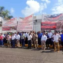  Protestan trabajadores sindicalizados de PEMEX en  terminal madero