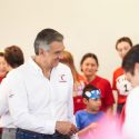  Festejan la Dra. María y el gobernador a las y los niños en Casa Tamaulipas