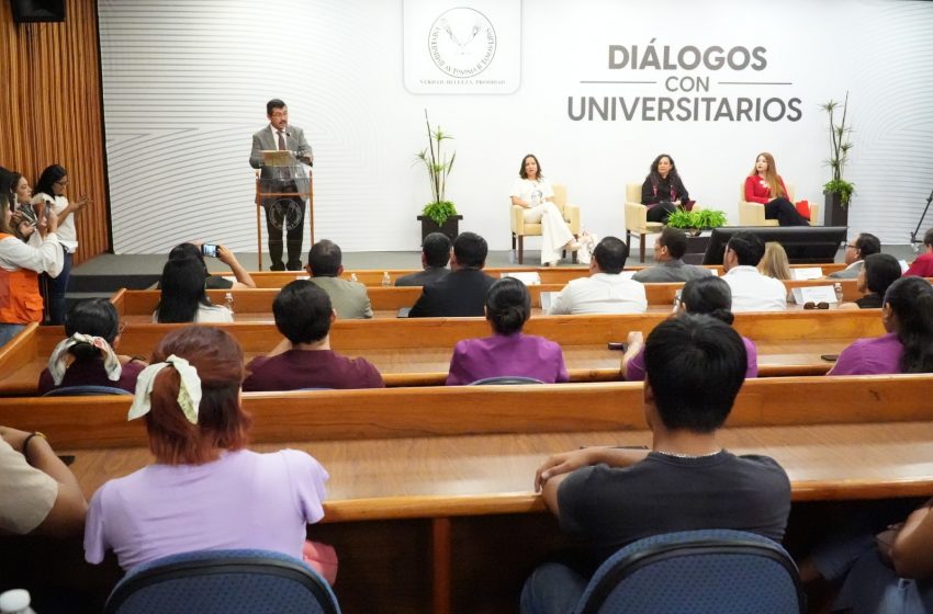  Inaugura rector diálogos de universitarios con candidatas