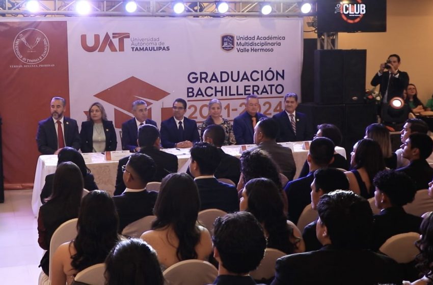  Gradúa la UAT a 270 egresados del bachillerato en Valle Hermoso
