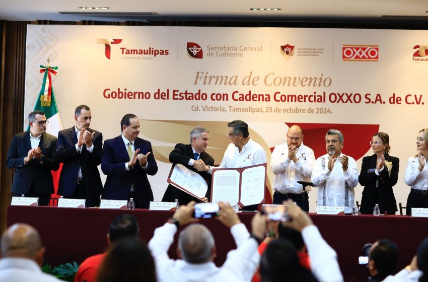  Firman convenio Gobierno y Oxxo