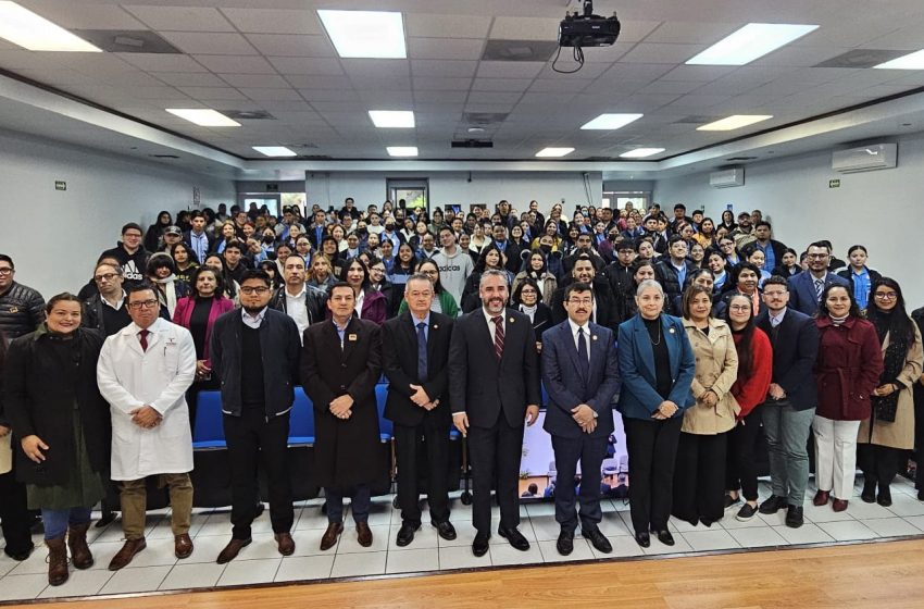  Rector de la UAT inaugura congreso