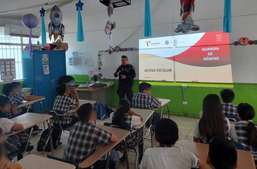 Mantienen proximidad con estudiantes