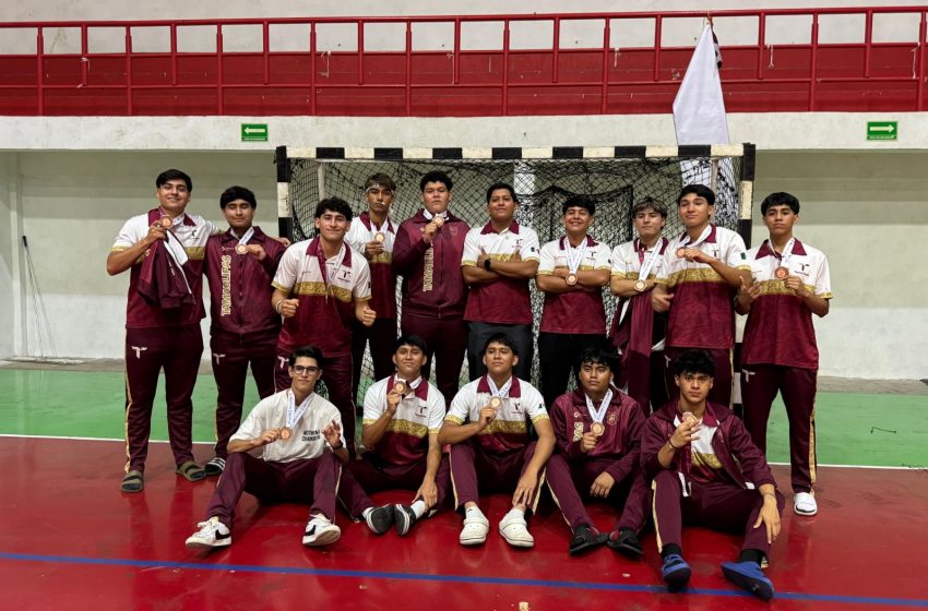 Cierra handball con medalla de bronce