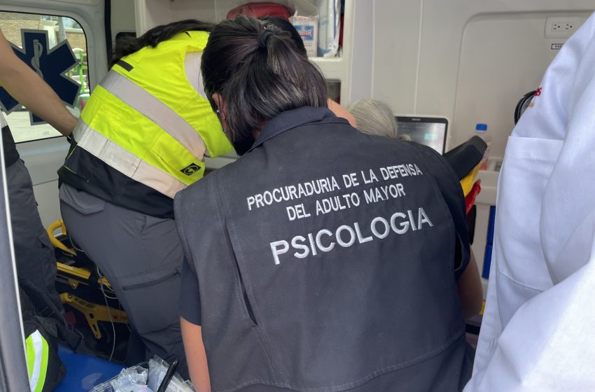 Brindan ayuda a Doña Mary