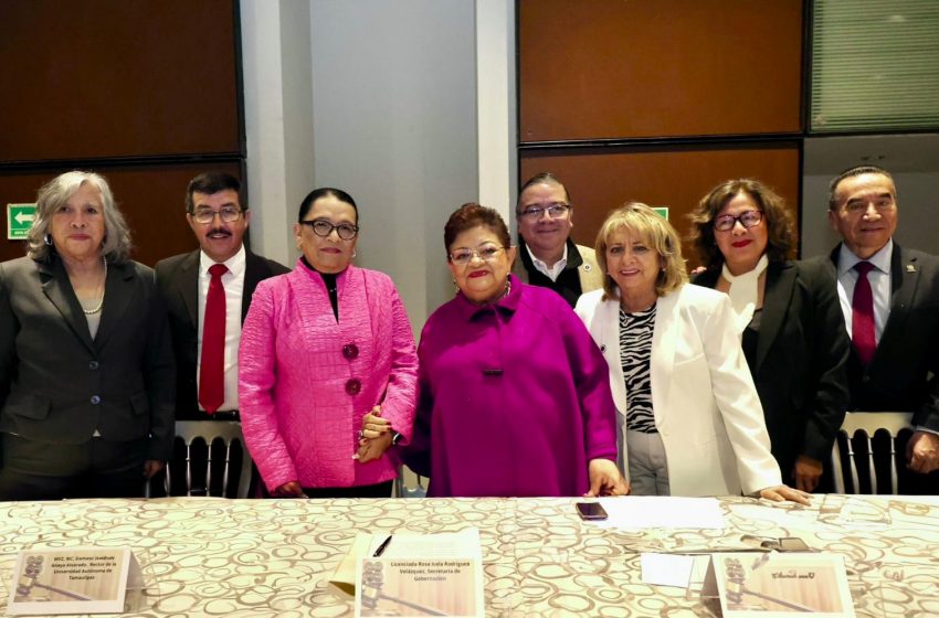  Asiste rector Dámaso Anaya a evento nacional por el Día del Abogado
