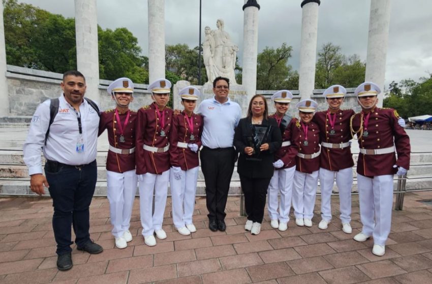  Obtiene la UAT segundo lugar nacional en competencia de escoltas y bandas de guerra
