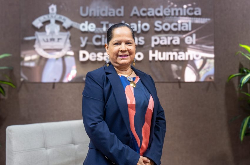  Colabora la UAT en iniciativa para incluir al trabajador social en la educación