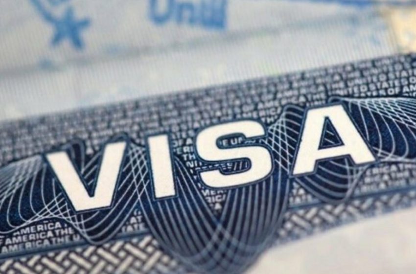 EE.UU. planea reducir la duración de visas para estudiantes y periodistas