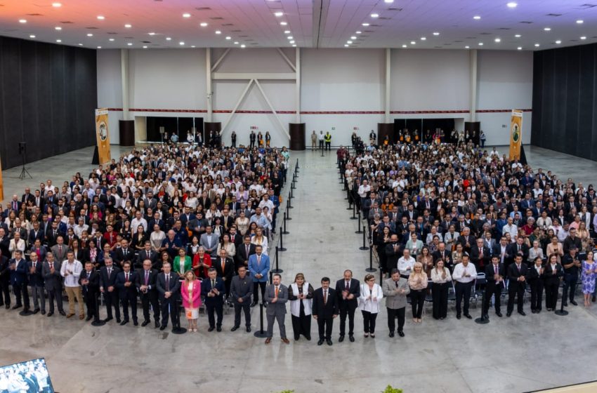  Desarrolla la UAT foro de experiencias educativas para fortalecer la práctica docente