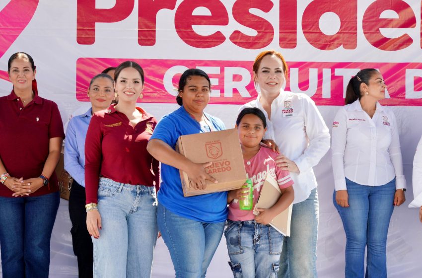  CIUDADANÍA RECIBE ATENCIÓN DIRECTA DE ALCALDESA CARMEN LILIA CANTUROSAS