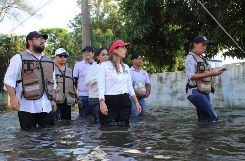  Dunia Marón va en apoyo a personas afectadas por inundaciones; entrega despensas