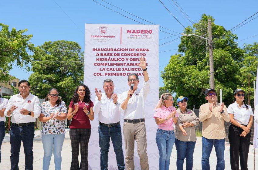  Erasmo González inaugura cuatro calles más de concreto hidráulico