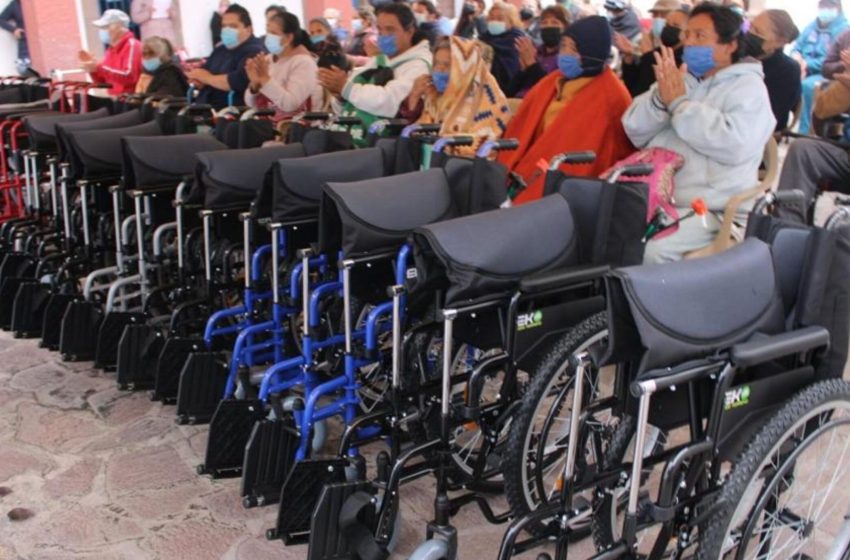  Realiza beneficencia pública entrega de aparatos funcionales en siete municipios de región Mante.