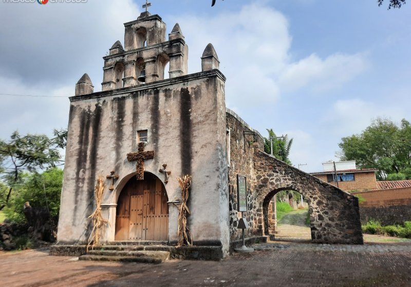 Fe y gratitud mueve a peregrinos a realizar tradicional caminata a capilla en Antiguo Morelos.