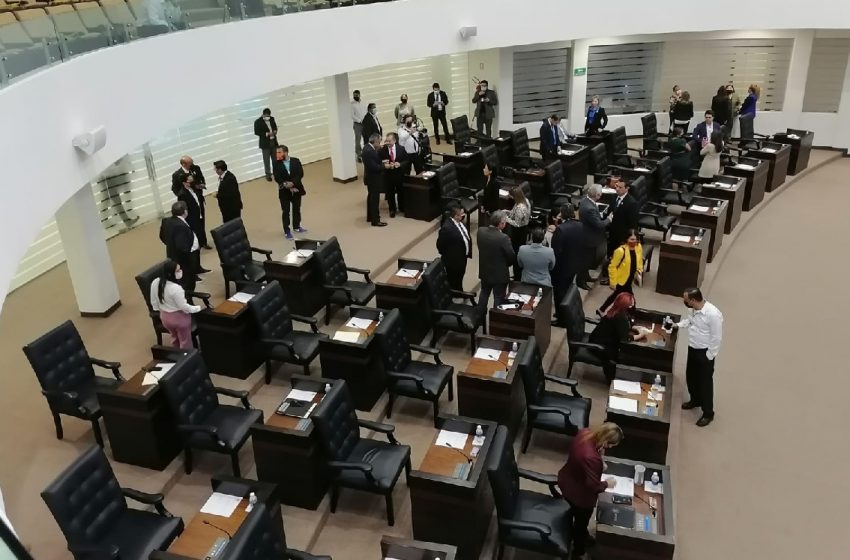 Bancadas de Morena y PT cierran filas con Katalyna Méndez