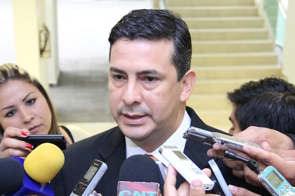   Ramiro Ramos advierte debilitamiento democrático por falta de consejeros