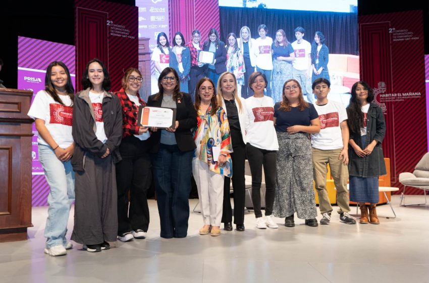  Con visión humanista estudiantes de la UAT transforman cruces peatonales