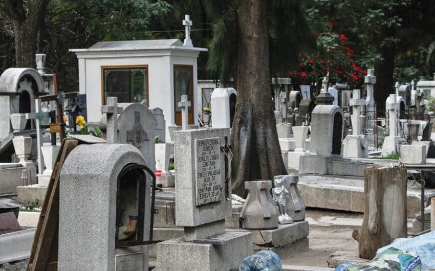  Alto porcentaje de espacios en cementerios, no cuentan con título a perpetuidad.