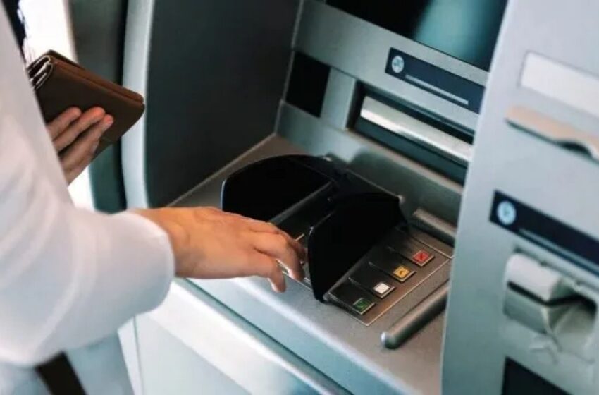  Piden no aceptar ayuda en cajeros para evitar robos de cuenta
