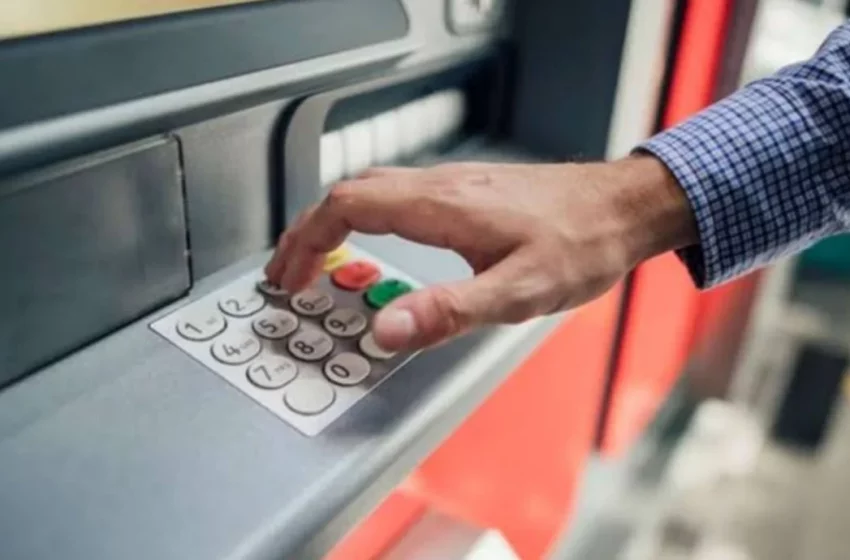  Cuentahabientes alertan sobre fraudes en cajeros automáticos