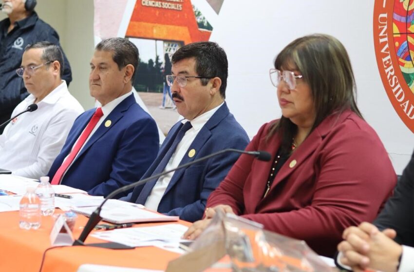  Evalúa rector avances de la UAT al cierre del ciclo escolar