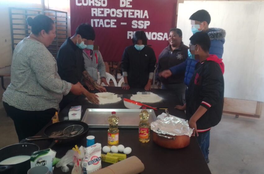  Imparte DEMA e ITACE taller de repostería a adolescentes en conflicto con la Ley Penal