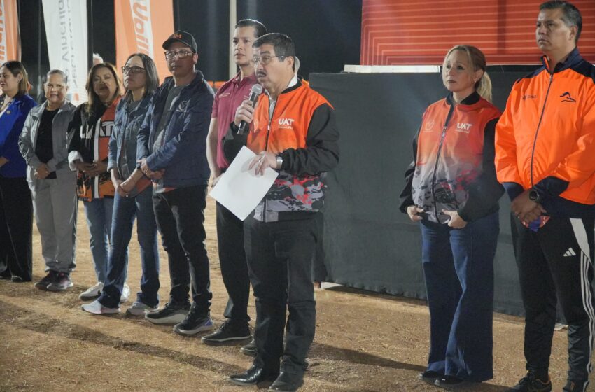  Inaugura rector Dámaso Anaya el Parque Universitario de Softbol de la UAT
