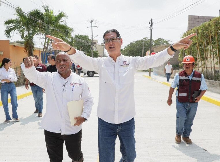  Erasmo entrega más infraestructura vial y deportiva por más de 10 mdp