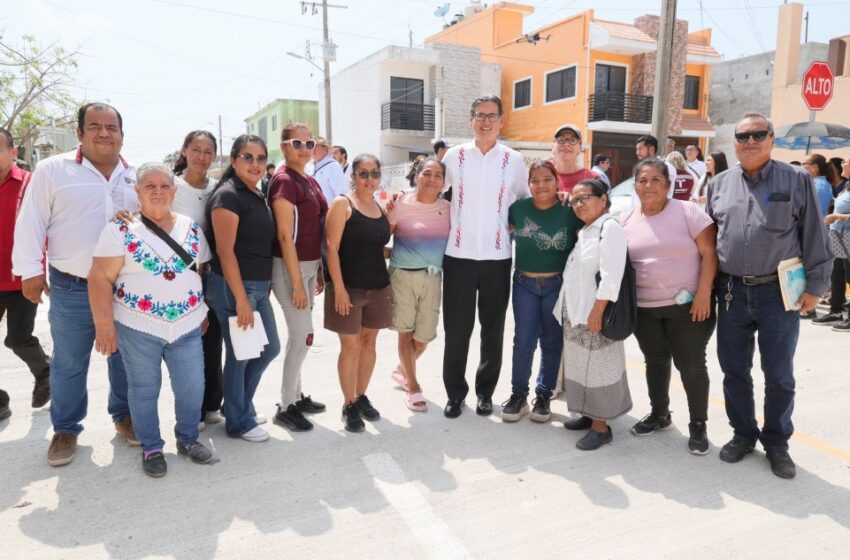  Ciudad Madero avanza en infraestructura vial con nueva pavimentación en la colonia Revolución Verde