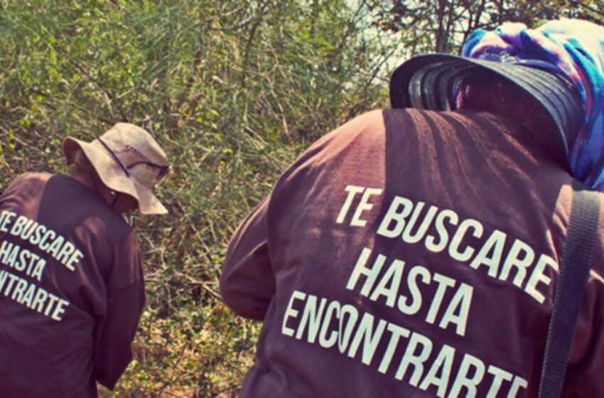  Colectivo bloquea avenida en Altamira para exigir apoyo a víctimas