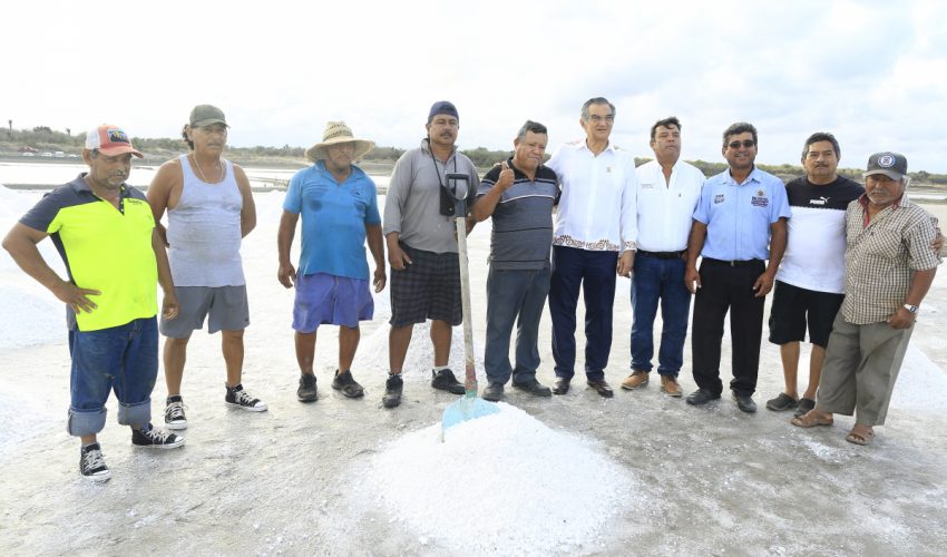  Supervisa Américo Villarreal proyectos productivos y deportivos en el sur de Tamaulipas