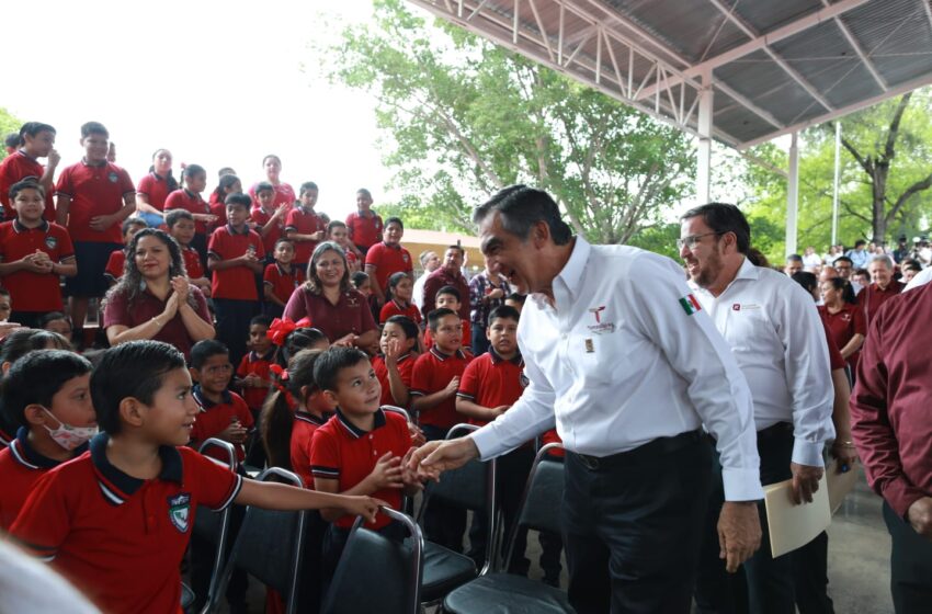  Américo Villarreal impulsa educación humanista en Tamaulipas