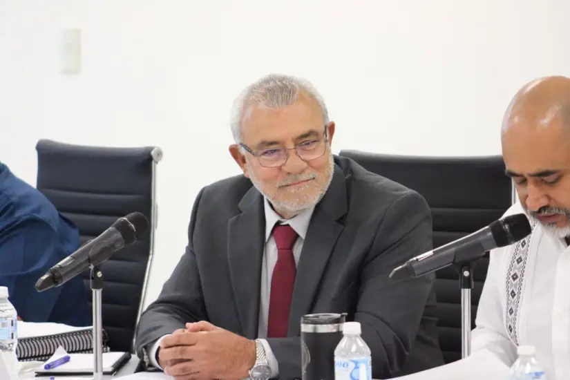  Destaca Pedro Cepeda rescate de obras abandonadas en comparecencia ante el Congreso del Estado