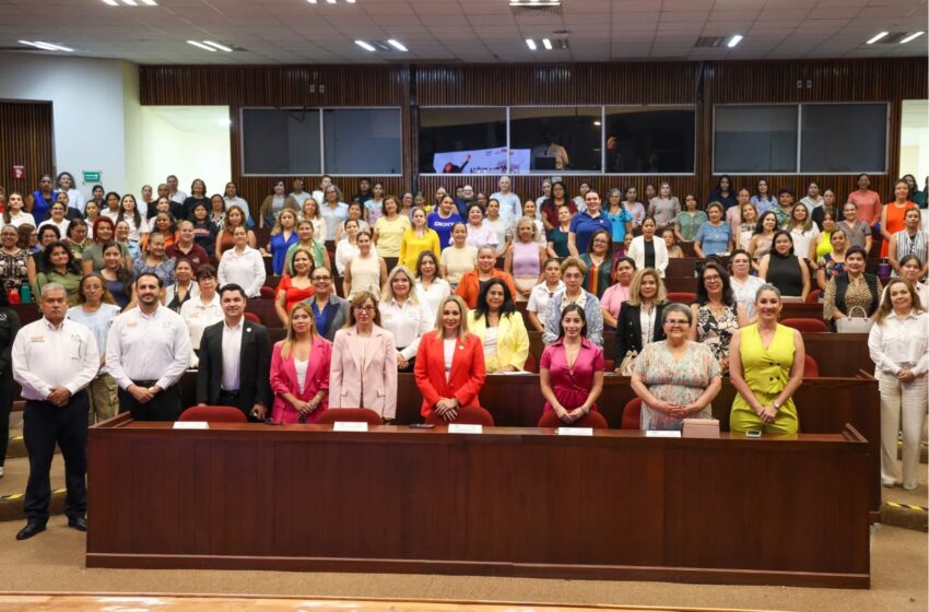  Impulsa la UAT talleres de motivación y liderazgo para mujeres
