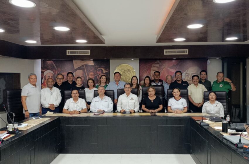  Encabeza el presidente municipal Erasmo González Robledo reunión histórica para fortalecer la estrategia de atención a los socavones en Ciudad Madero